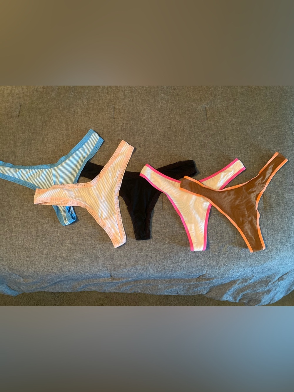 Aerie thongs
